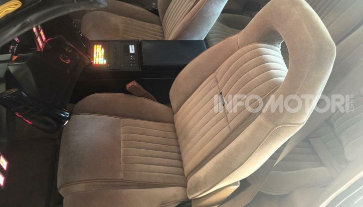 KITT 1983 replica con autografo di David Hasselhoff in vendita - Foto 14 di 14