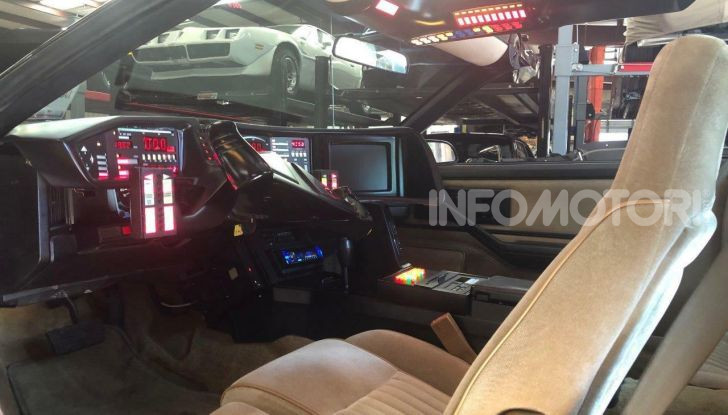KITT 1983 replica con autografo di David Hasselhoff in vendita - Foto 6 di 14