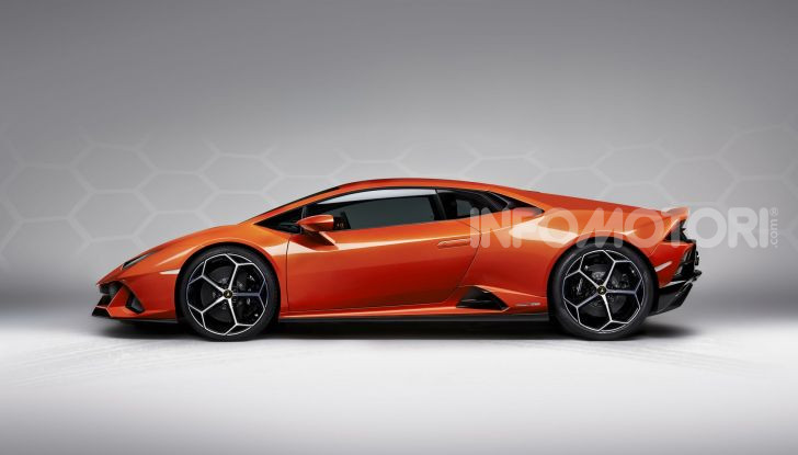 Lamborghini Huracán Evo - Foto 9 di 16