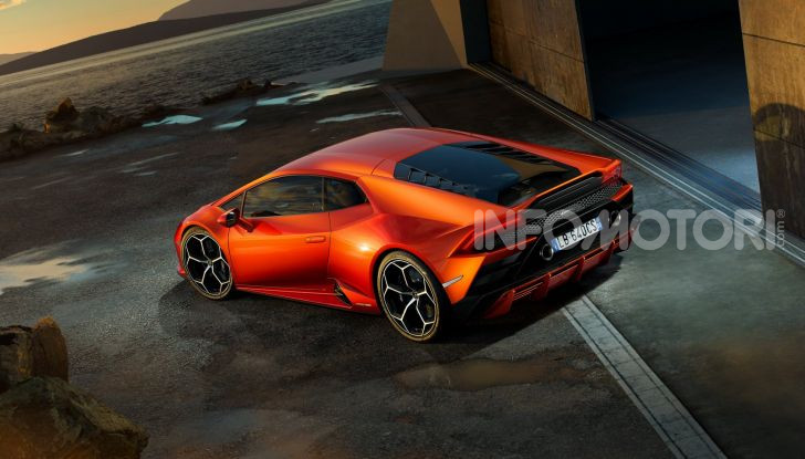 Lamborghini Huracán Evo - Foto 7 di 16