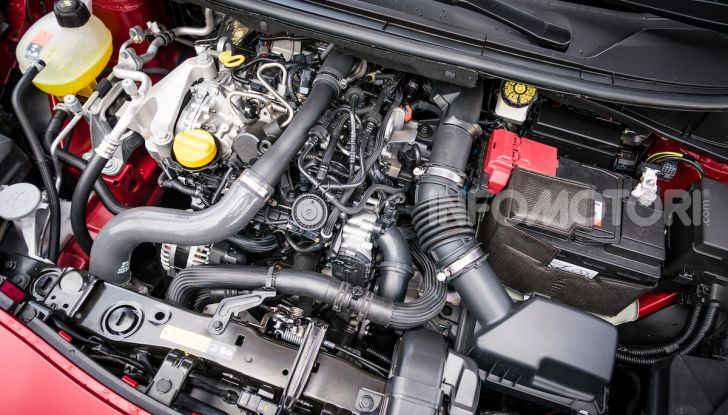 Nuova Nissan Micra 2019: cambio automatico X-Tronic e più sportività - Foto 19 di 40