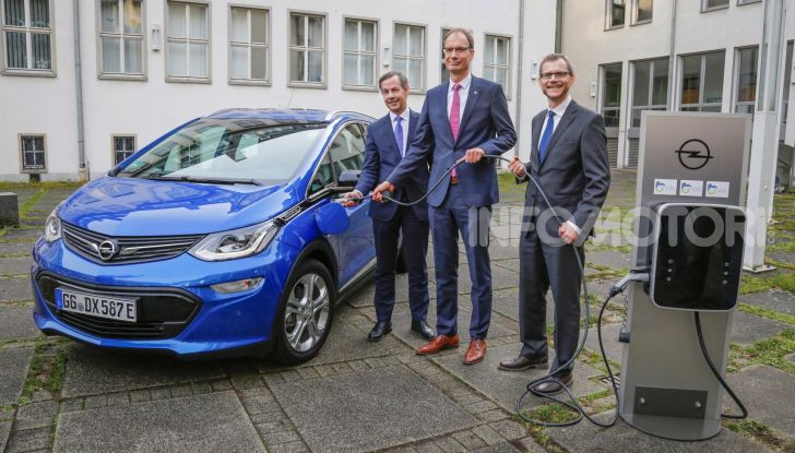 Opel diventa elettrica con il piano PACE! - Foto  di 