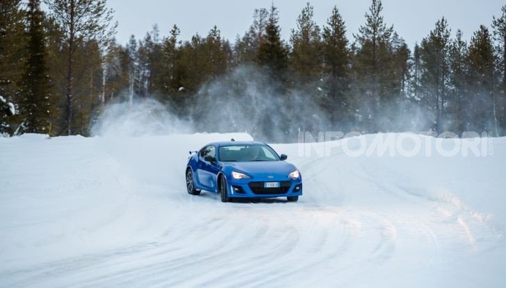 Gamma Subaru provata su strada e neve in Finlandia - Foto 8 di 28
