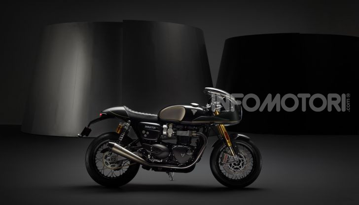 Triumph Factory Custom, il tailor made del marchio inglese - Foto 7 di 9