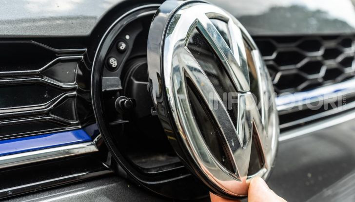 Volkswagen Golf GTE: prova su strada dell’ibrido plug-in da 204CV - Foto 23 di 33