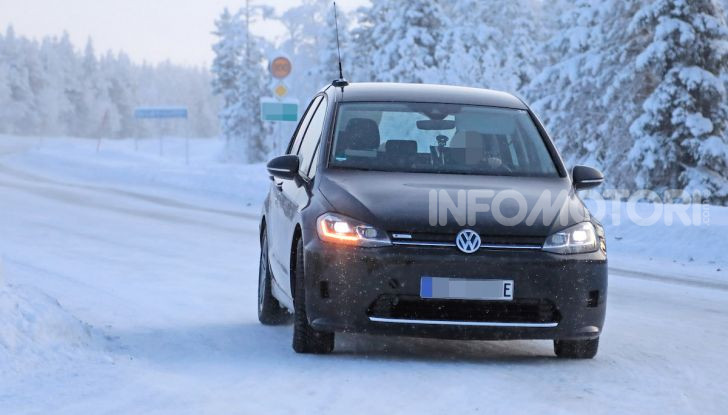 Volkswagen Golf Sportsvan 2020 elettrica, informazioni e dettagli - Foto 2 di 11