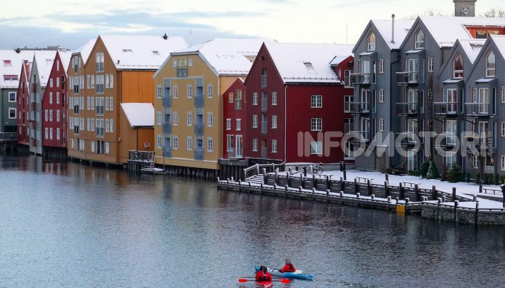 White Cruise: da Milano a Capo nord con la nuova Citroen C5 Aircross 71° N - Foto 21 di 43