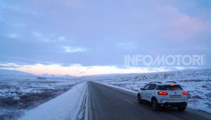 White Cruise: da Milano a Capo nord con la nuova Citroen C5 Aircross 71° N - Foto 13 di 43