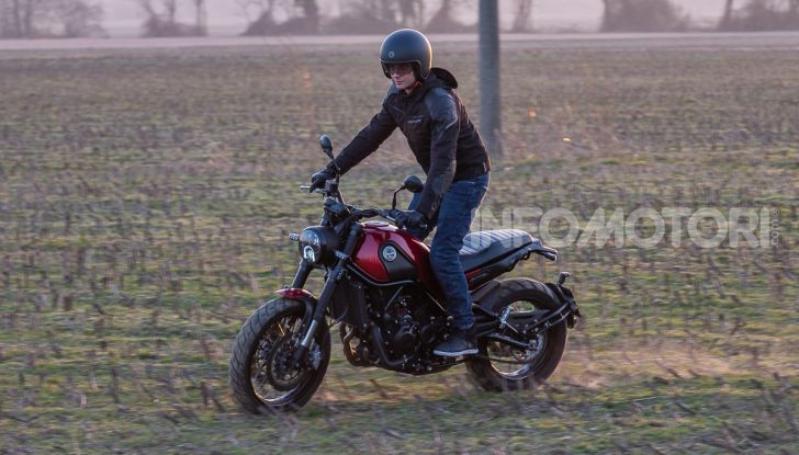 Benelli Leoncino Trail 500 ABS 2019: caratteristiche, opinioni e prezzo di un’icona senza tempo - Foto 14 di 40