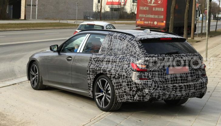 BMW Serie 3 Touring 2019: nuovo corso per la wagon tedesca - Foto 14 di 29