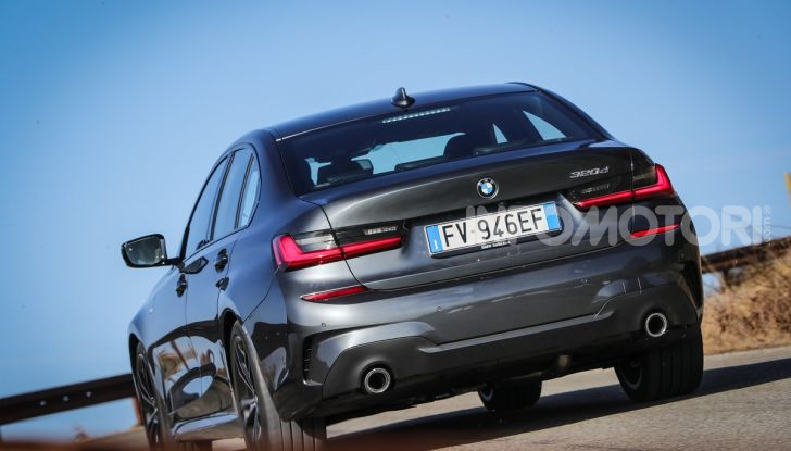 Nuova BMW Serie 3 2019, prova in anteprima, caratteristiche e prezzi - Foto 3 di 38