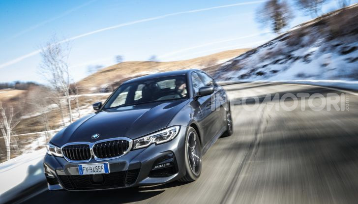 Nuova BMW Serie 3 2019, prova in anteprima, caratteristiche e prezzi - Foto 7 di 38