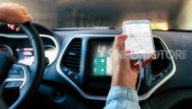 Guida in contromano: per impedirla arriva Bosch Wrong-Way - Foto 2 di 4