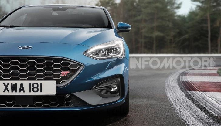 Ford Focus ST: la nuova berlina dall’animo sportivo - Foto 11 di 13