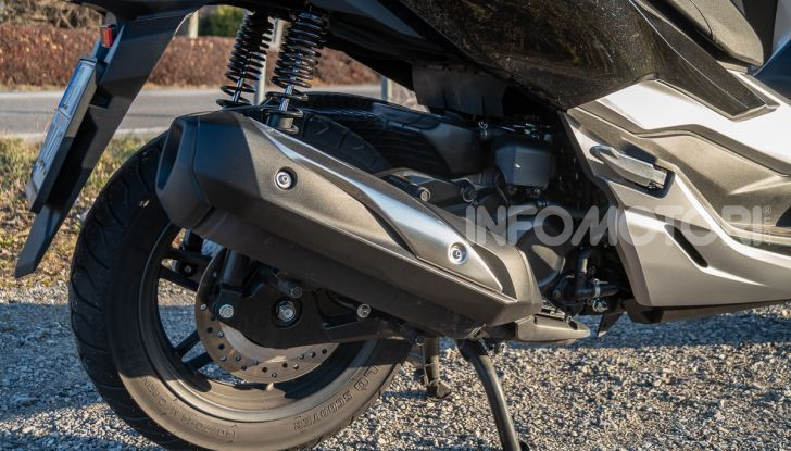 Prova Honda Forza 300, caratteristiche, opinioni e prezzo di uno dei migliori media cilindrata  - Foto 16 di 55