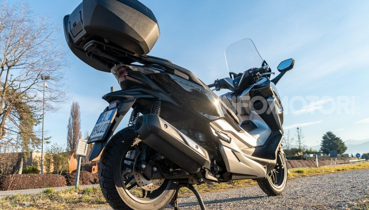 Prova Honda Forza 300, caratteristiche, opinioni e prezzo di uno dei migliori media cilindrata  - Foto 20 di 55