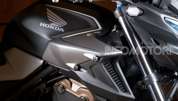 Prova Honda CBR500R e CB500F 2019: caratteristiche, opinioni e prezzi - Foto 29 di 123
