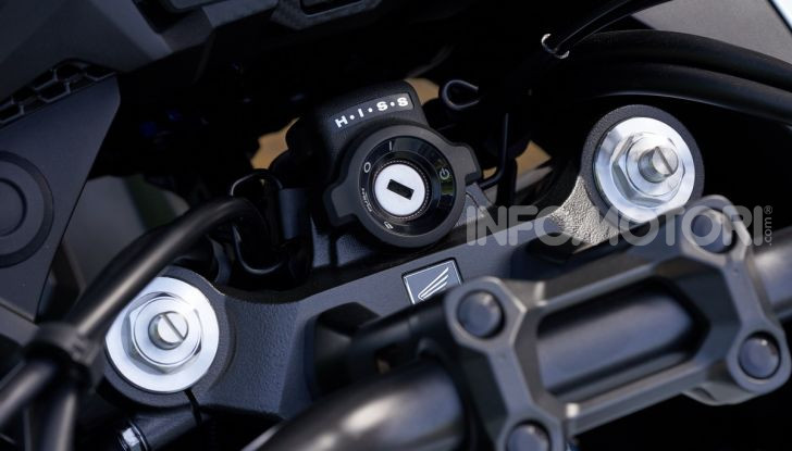 Prova Honda CB500X 2019: 19″ all’anteriore, caratteristiche, prezzo e impressioni - Foto 9 di 42