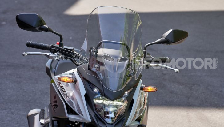 Prova Honda CB500X 2019: 19″ all’anteriore, caratteristiche, prezzo e impressioni - Foto 13 di 42