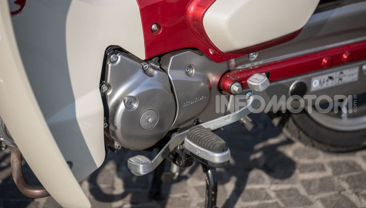 Prova Honda Super Cub C125: caratteristiche, opinioni e prezzi - Foto 19 di 59