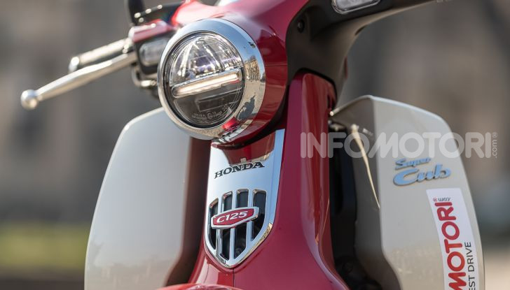Prova Honda Super Cub C125: caratteristiche, opinioni e prezzi - Foto 28 di 59