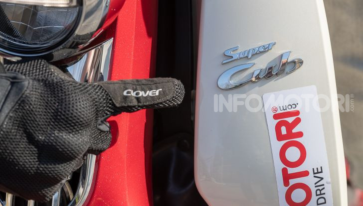 Prova Honda Super Cub C125: caratteristiche, opinioni e prezzi - Foto 58 di 59
