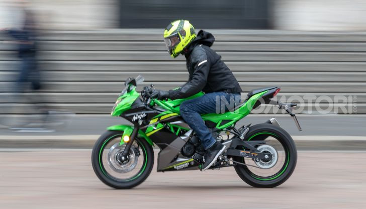 Prova nuova Kawasaki Ninja 125 2019: che bello tornare sedicenni! - Foto 13 di 46