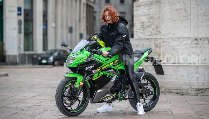 Prova nuova Kawasaki Ninja 125 2019: che bello tornare sedicenni! - Foto 21 di 46