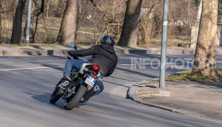 Kawasaki Z125 MY 2019: caratteristiche, opinioni e prezzo - Foto 39 di 43