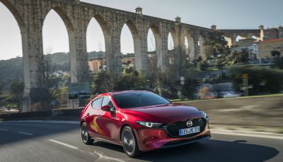 [VIDEO] Nuova Mazda3 2019: prova su strada della berlina giapponese