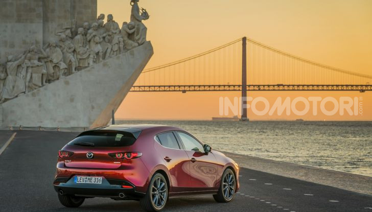 [VIDEO] Nuova Mazda3 2019: prova su strada della berlina giapponese - Foto 20 di 22