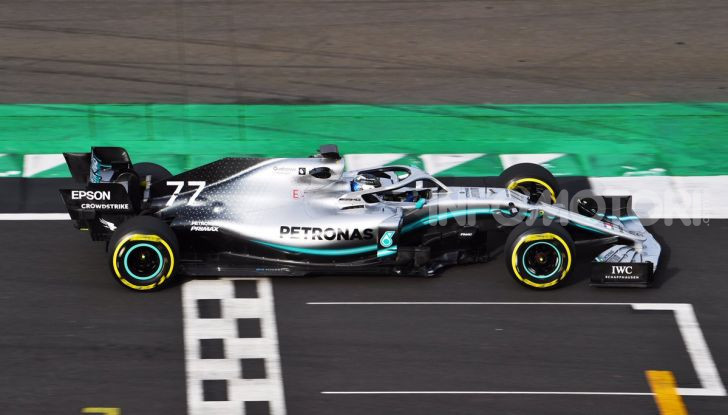 F1 2019: svelata la nuova Mercedes W10 - Foto 7 di 12
