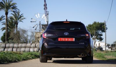 Nuova Toyota Corolla motori, prezzi e prova su strada