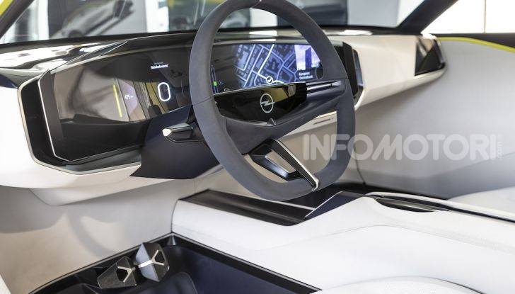 Opel GT X Experimental, il futuro secondo Opel - Foto 8 di 19