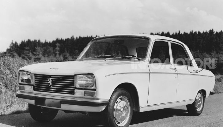 Peugeot celebra sei modelli della sua storia al Salone Rétromobile di Parigi - Foto 4 di 15