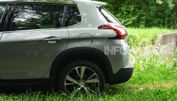 Prova nuova Peugeot 2008: il 110CV a benzina per correre in città - Foto 11 di 25