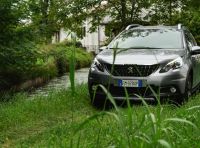 Prova nuova Peugeot 2008: il 110CV a benzina per correre in città