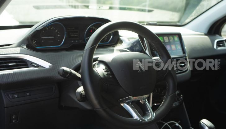 Prova nuova Peugeot 2008: il 110CV a benzina per correre in città - Foto 16 di 25