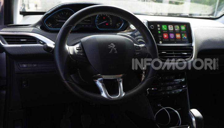Prova nuova Peugeot 2008: il 110CV a benzina per correre in città - Foto 19 di 25