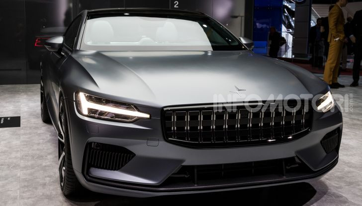 Polestar 2: caratteristiche, autonomia e prezzi del crossover elettrico - Foto 16 di 31