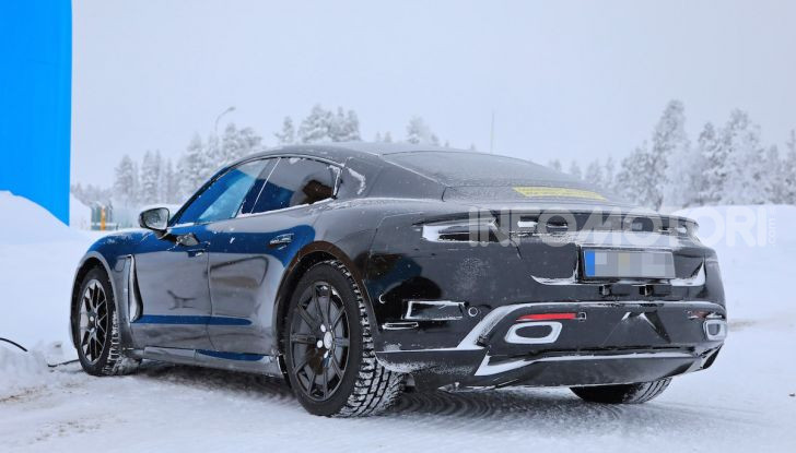 Porsche Taycan, questo il nome della 100% elettrica Mission E - Foto 27 di 38