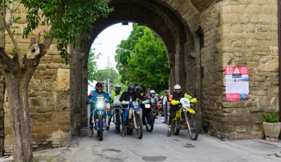Queen Trophy 2019: mototurismo adventouring per le strade dell’Umbria