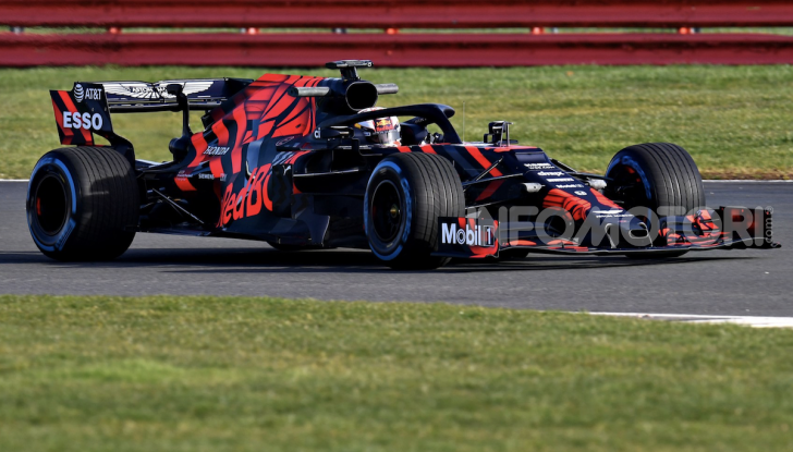 F1 2019: Red Bull presenta la nuova RB15 - Foto 7 di 12