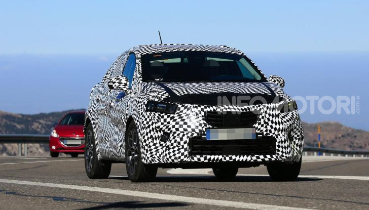 Renault Captur 2020: il Crossover francese più aggressivo e Tech - Foto 3 di 10