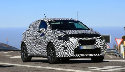Renault Captur 2020: il Crossover francese più aggressivo e Tech