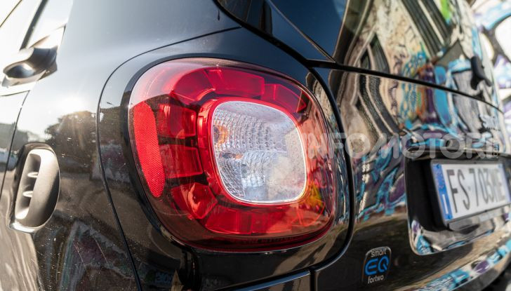 Daimler e Geely Holding, joint venture globale per sviluppare il marchio smart - Foto 14 di 53