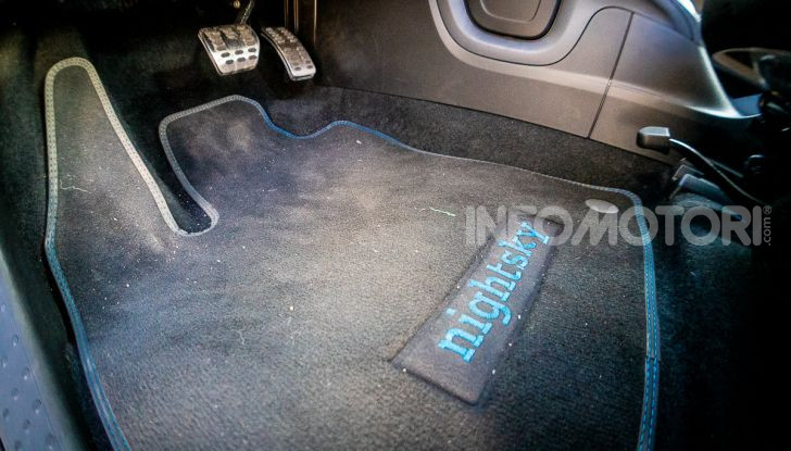 Daimler e Geely Holding, joint venture globale per sviluppare il marchio smart - Foto 33 di 53