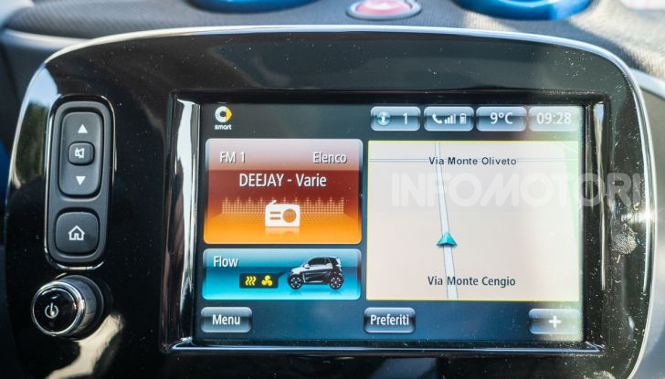 Daimler e Geely Holding, joint venture globale per sviluppare il marchio smart - Foto 34 di 53