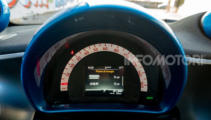 Daimler e Geely Holding, joint venture globale per sviluppare il marchio smart - Foto 36 di 53