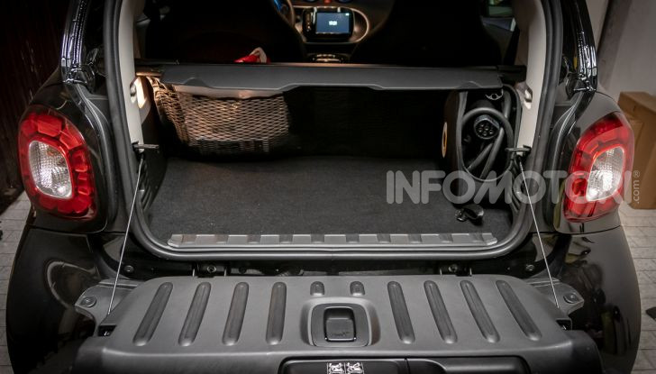 Daimler e Geely Holding, joint venture globale per sviluppare il marchio smart - Foto 44 di 53